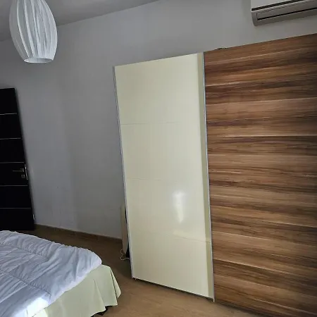 3 Bedroom Flat At Apartman Naxxar
