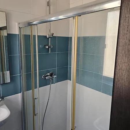 3 Bedroom Flat At Apartman